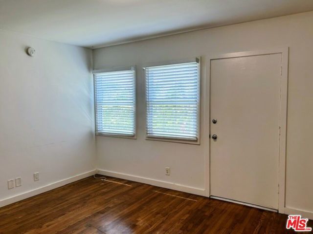 10737 Francis Place, Los Angeles, CA 90034