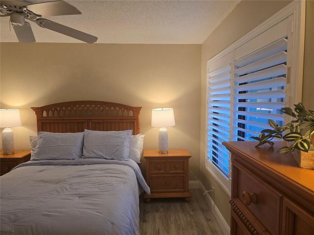 4617 FOREST WOOD TRAIL 8, Sarasota, FL 34241