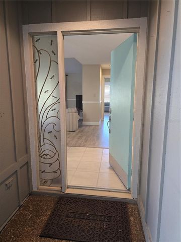 4617 FOREST WOOD TRAIL 8, Sarasota, FL 34241