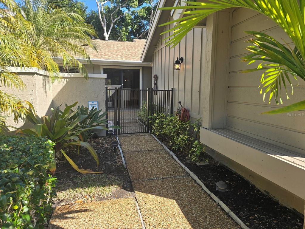 4617 FOREST WOOD TRAIL 8, Sarasota, FL 34241