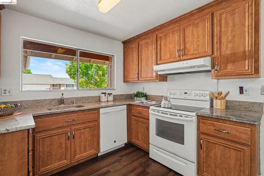 Image 11 of property listing at 511 El Mar, Suisun City, CA 94585