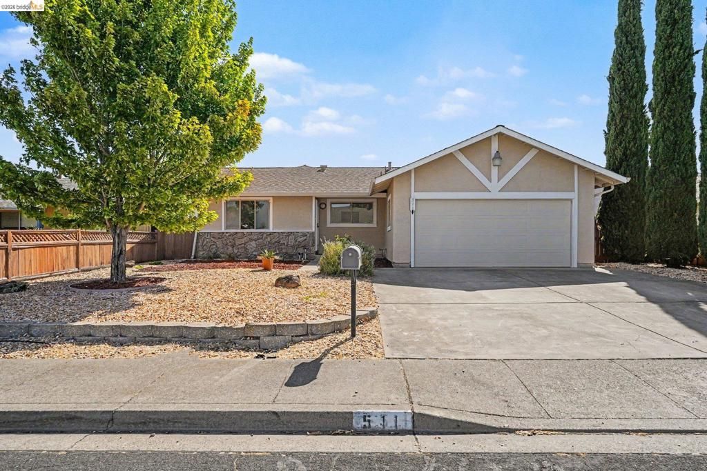 Image 2 of property listing at 511 El Mar, Suisun City, CA 94585