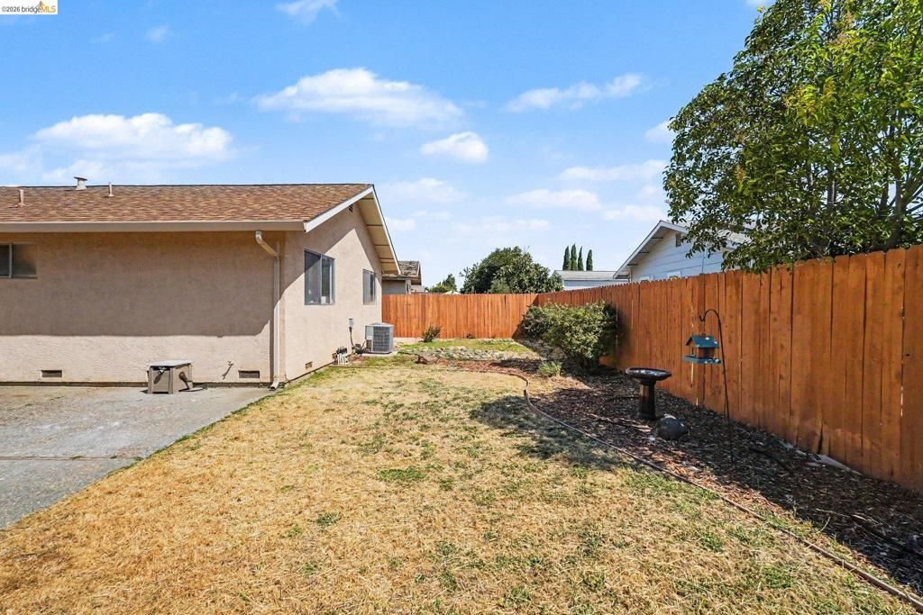Image 23 of property listing at 511 El Mar, Suisun City, CA 94585