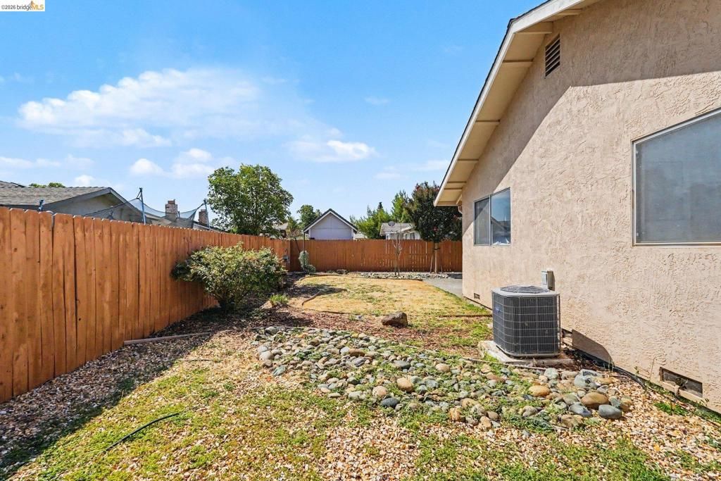 Image 24 of property listing at 511 El Mar, Suisun City, CA 94585