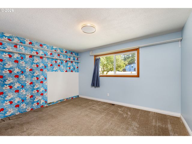 17707 Se WASHINGTON St, Portland, OR 97233