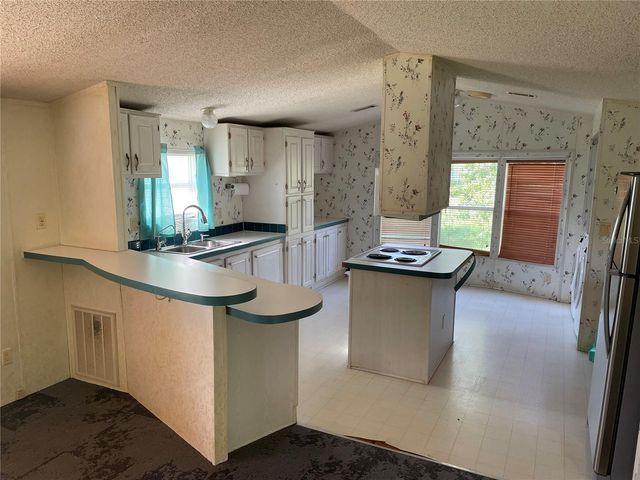 8929 HONEYWELL ROAD, Gibsonton, FL 33534