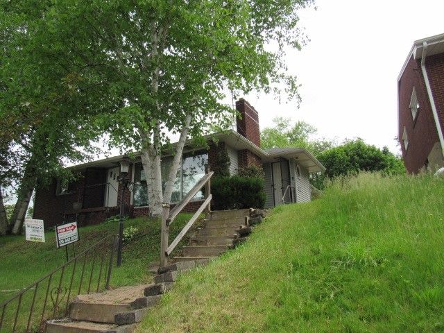 544 Longvue Drive, New Kensington, PA 15068