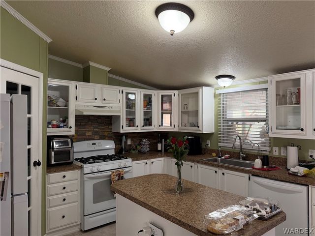 1545 El Rodeo Road #75, Fort Mohave, AZ 86426