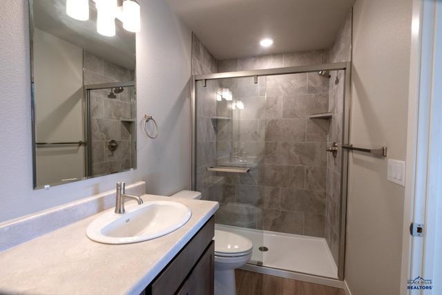 453 HENRY POTTER RD, Box Elder, SD 57719