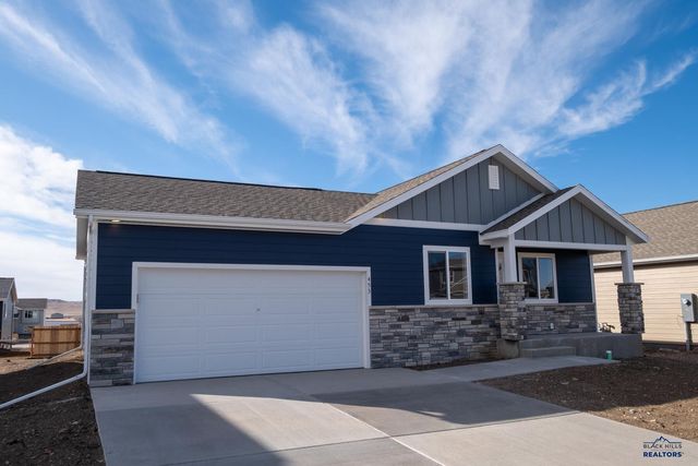 453 HENRY POTTER RD, Box Elder, SD 57719