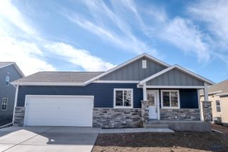 453 HENRY POTTER RD, Box Elder, SD 57719