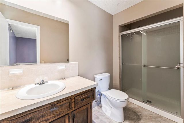 1012 E Piatt Lane, Olathe, KS 66061