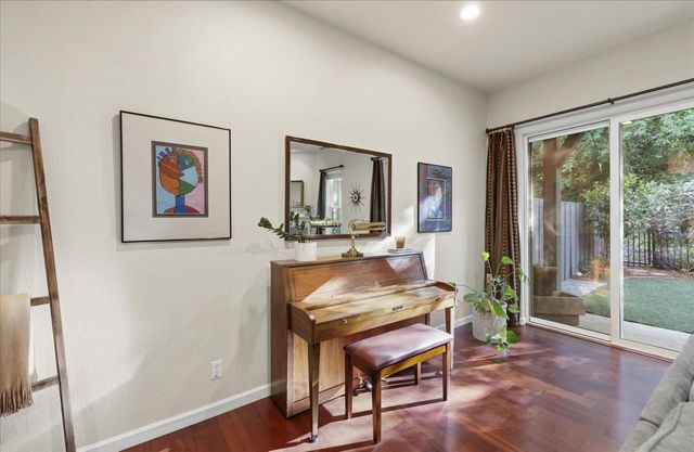 6 Flora Lane, Scotts Valley, CA 95066