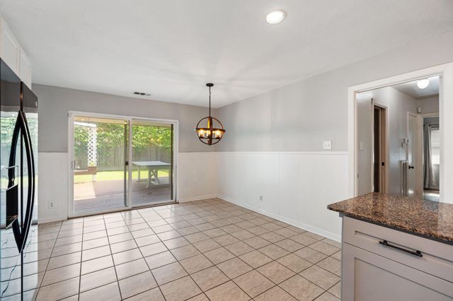 5110 Hialeah Drive, Houston, TX 77092