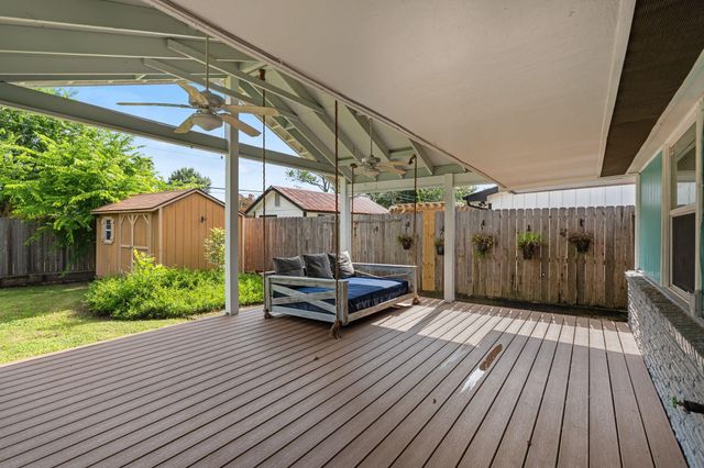 5110 Hialeah Drive, Houston, TX 77092