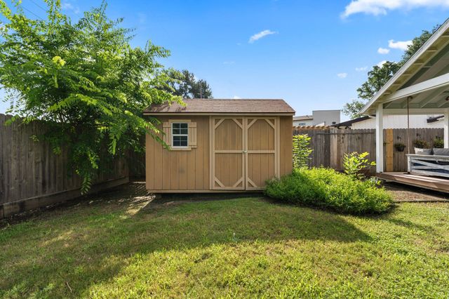 5110 Hialeah Drive, Houston, TX 77092