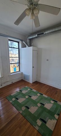 1344 W 18th Place 2R, Chicago, IL 60608