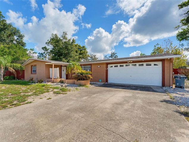10744 OSCEOLA DRIVE, New Port Richey, FL 34654