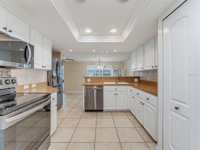 10744 OSCEOLA DRIVE, New Port Richey, FL 34654