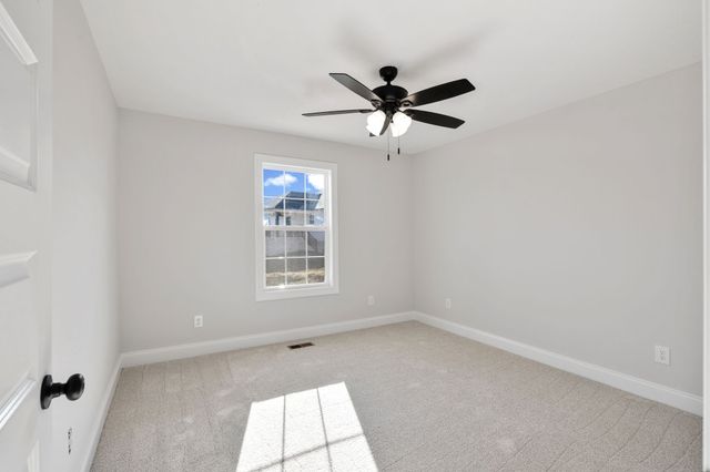 605 Shadow Dr, Shelbyville, TN 37160