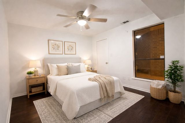 6619 Ports O Call Drive, Rowlett, TX 75088