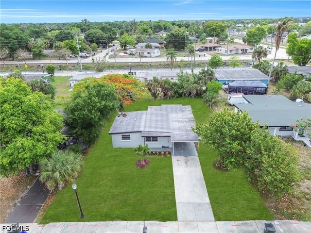 1527 Gardenia AVE, Fort Myers, FL 33916