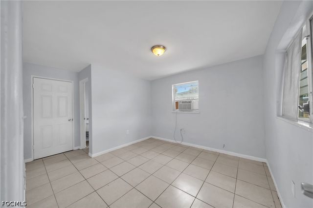 1527 Gardenia AVE, Fort Myers, FL 33916