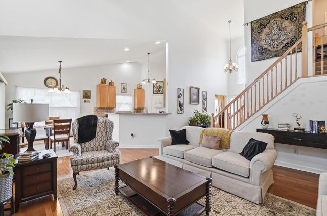 918 Lockmead Court, Pataskala, OH 43062