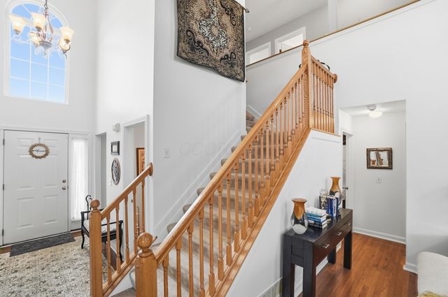918 Lockmead Court, Pataskala, OH 43062