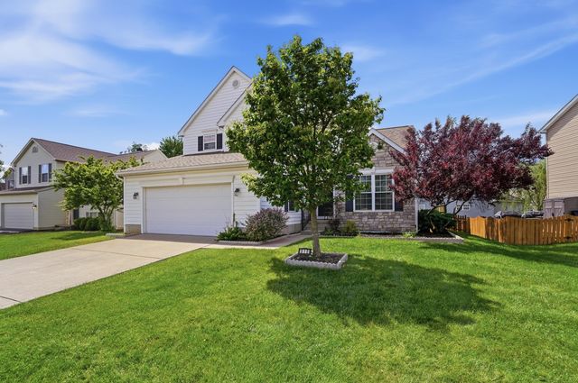 918 Lockmead Court, Pataskala, OH 43062