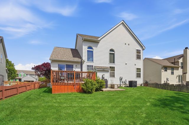 918 Lockmead Court, Pataskala, OH 43062