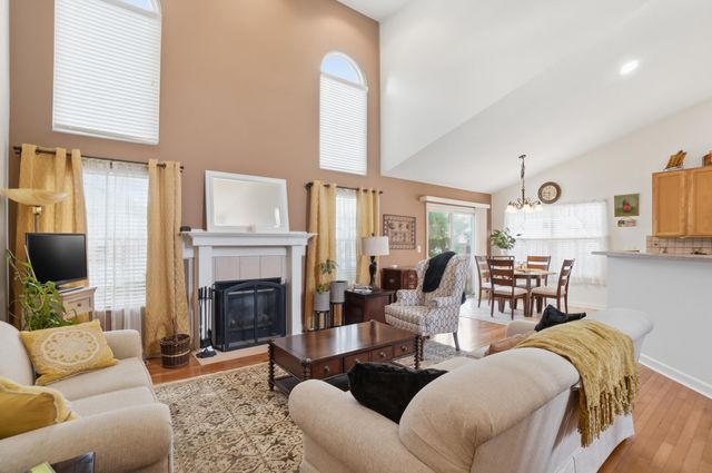 918 Lockmead Court, Pataskala, OH 43062