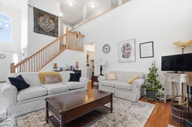 918 Lockmead Court, Pataskala, OH 43062
