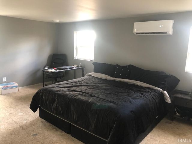 5562 W 100 N, Huntington, IN 46750