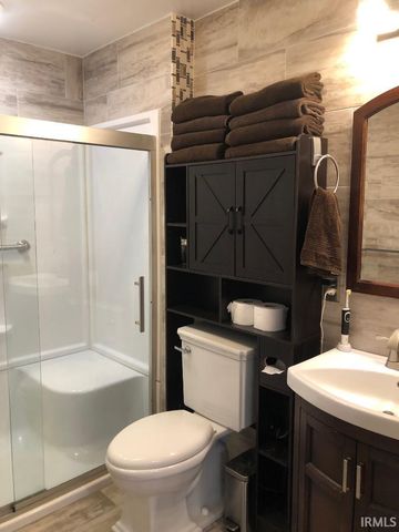 5562 W 100 N, Huntington, IN 46750