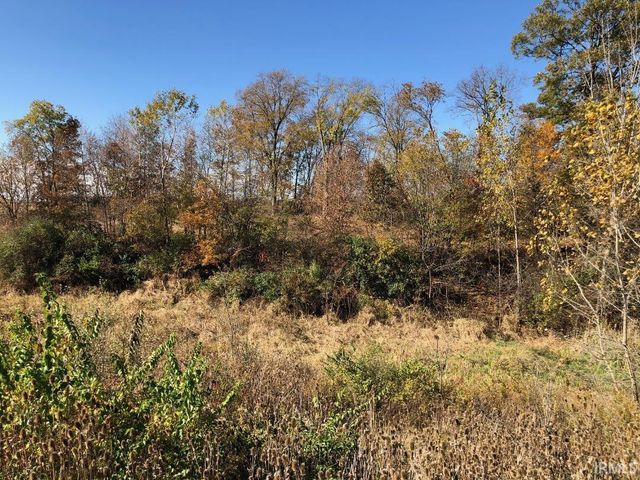 5562 W 100 N, Huntington, IN 46750