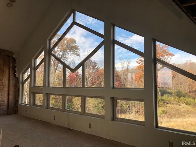 5562 W 100 N, Huntington, IN 46750