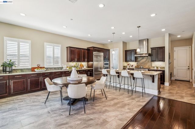 66 Adair Way, Hayward, CA 94542