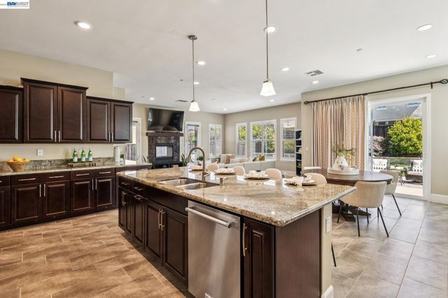 66 Adair Way, Hayward, CA 94542