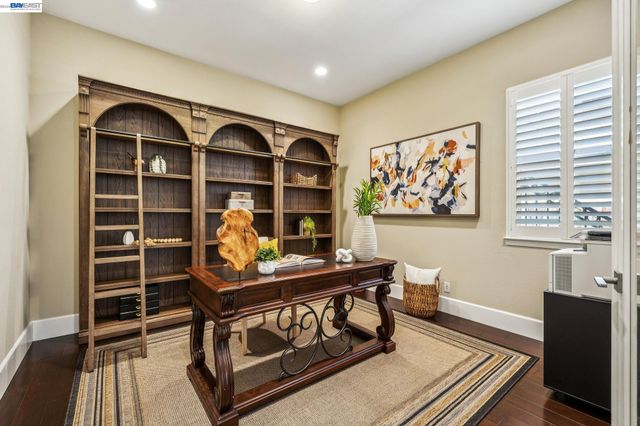 66 Adair Way, Hayward, CA 94542