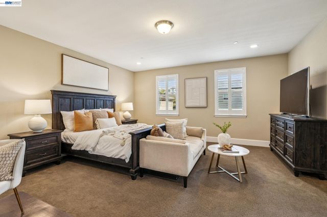 66 Adair Way, Hayward, CA 94542