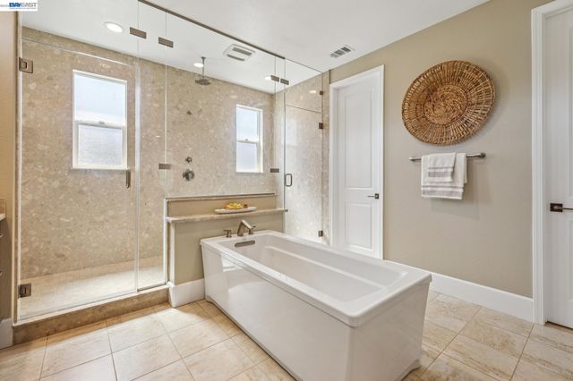 66 Adair Way, Hayward, CA 94542