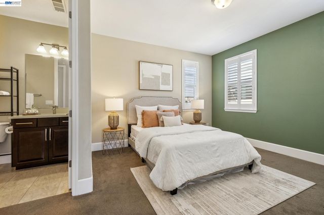 66 Adair Way, Hayward, CA 94542