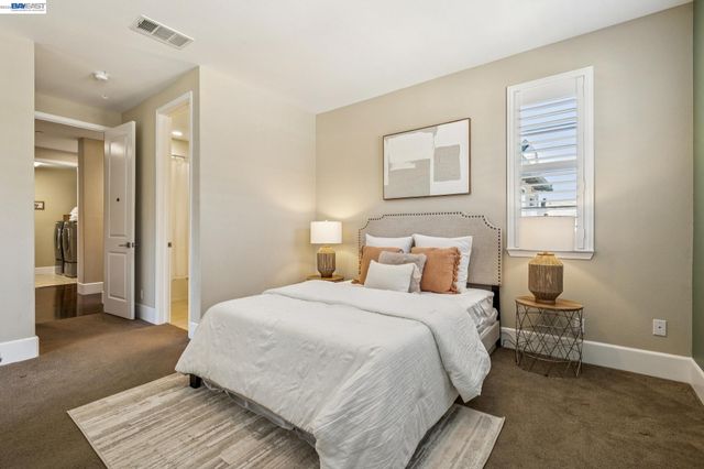 66 Adair Way, Hayward, CA 94542