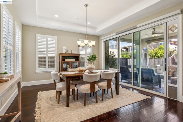 66 Adair Way, Hayward, CA 94542