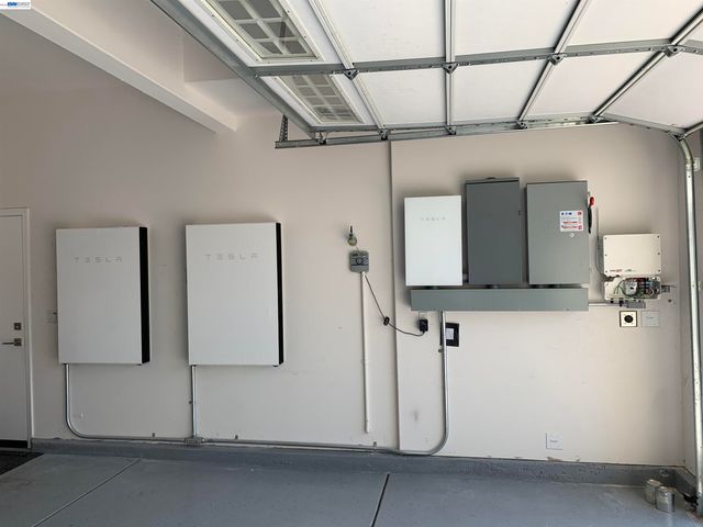 66 Adair Way, Hayward, CA 94542