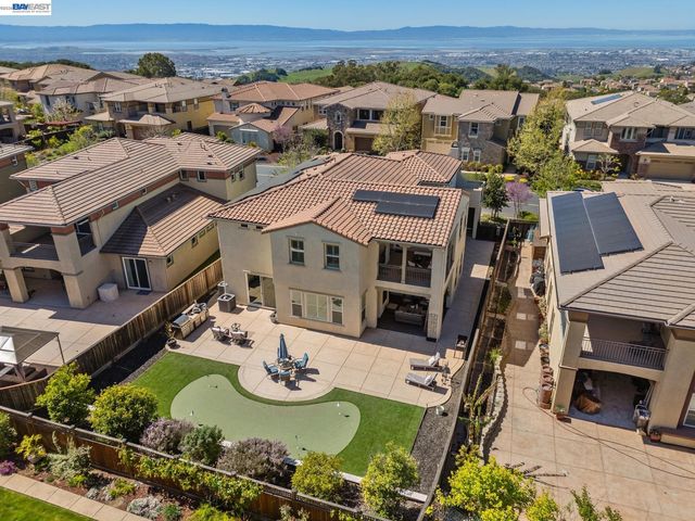 66 Adair Way, Hayward, CA 94542