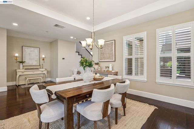 66 Adair Way, Hayward, CA 94542