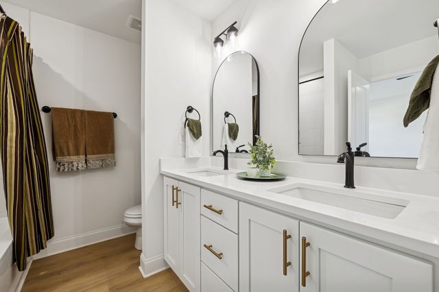 1306 Angus Way, Greenbrier, TN 37073