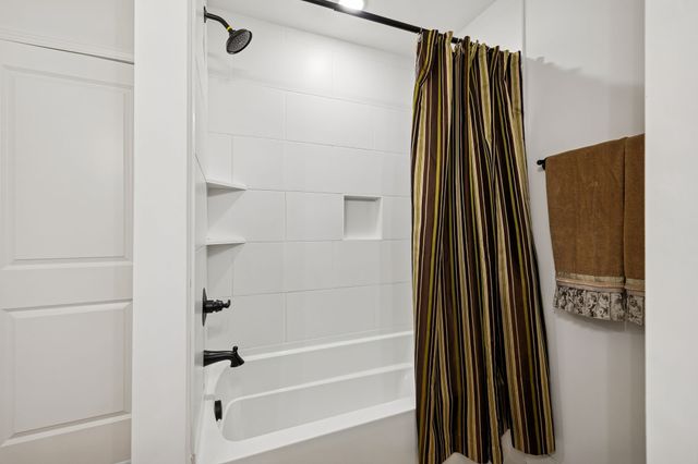 1306 Angus Way, Greenbrier, TN 37073